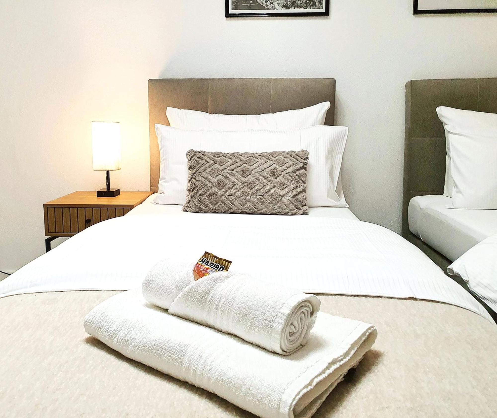 Livation - Apartments Hamm-Mitte - 2 Zi - Nespresso - Smarttv - Freewifi - Ausgestattete Kueche - 24H Check-In - Bis 4 Pers Pro Apartment Hamm  Ngoại thất bức ảnh